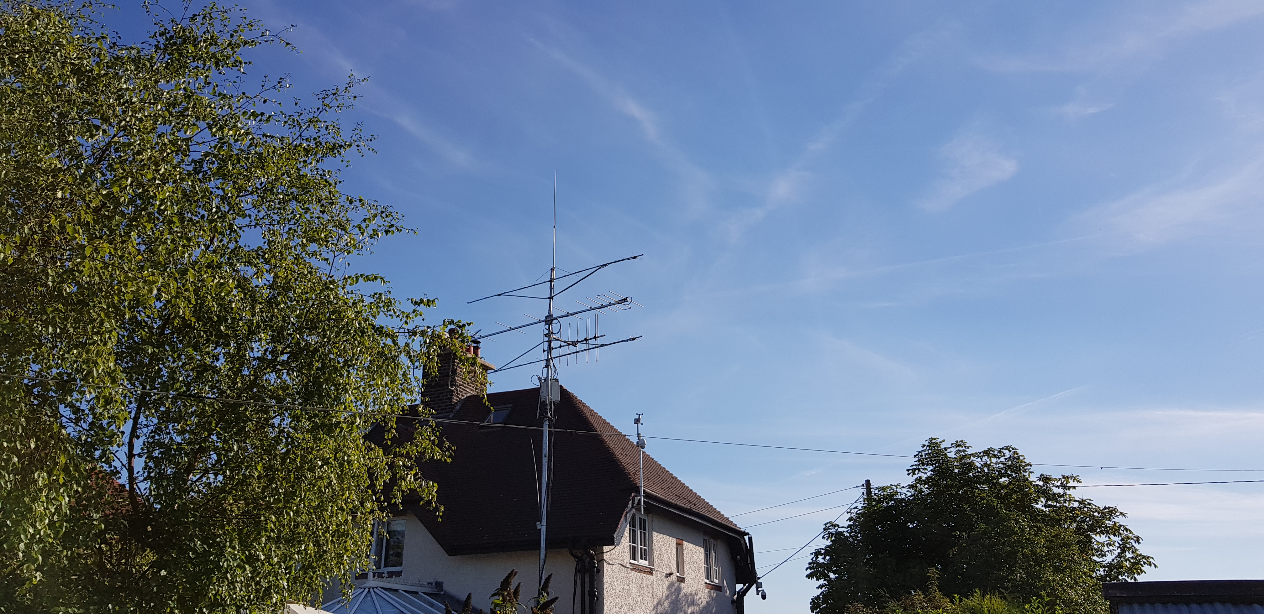 server 2 antennas